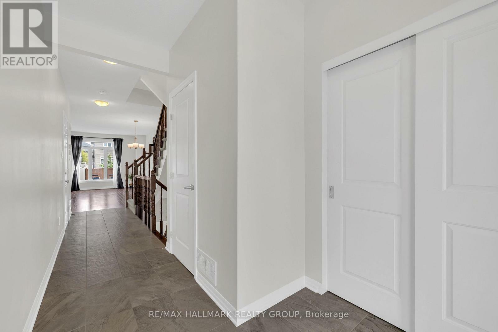 Property Photo: 1022 Cobble Hill Drive ON K2J 0J7
