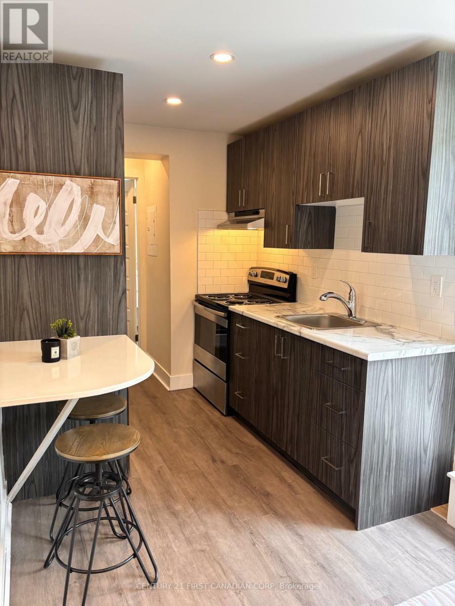 Property Photo: 75 High Street 541 ON N6C 4J8