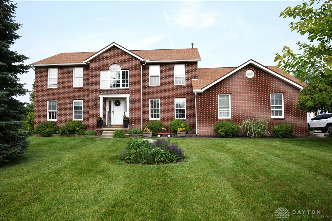 Property Photo: 2170 Ashbrook Drive OH 45502