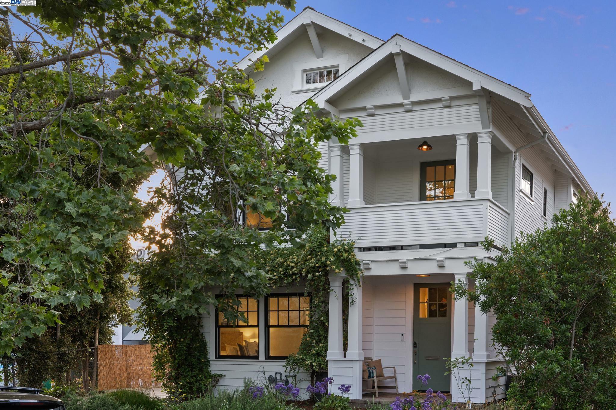 5472 Kales Avenue  Oakland CA 94618 photo
