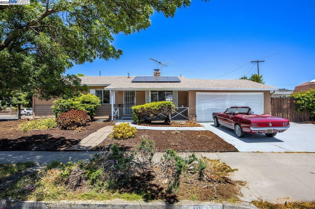 Property Photo: 40122 Besco Dr CA 94538