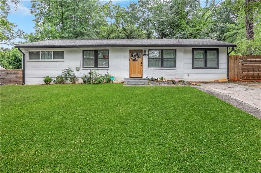 Property Photo: 3436 Pinehill Drive GA 30032