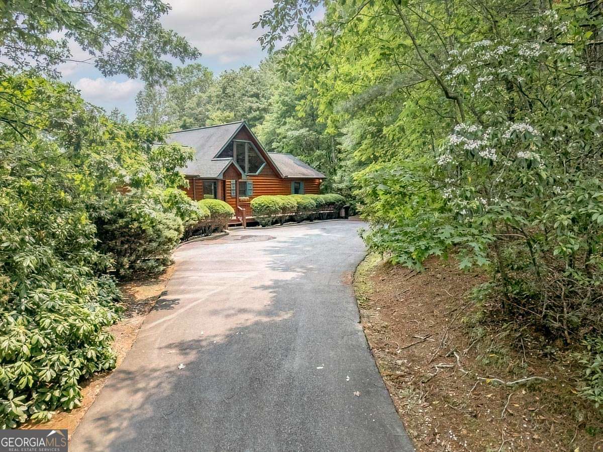 Property Photo: 573 Hiawatha Trail GA 30513