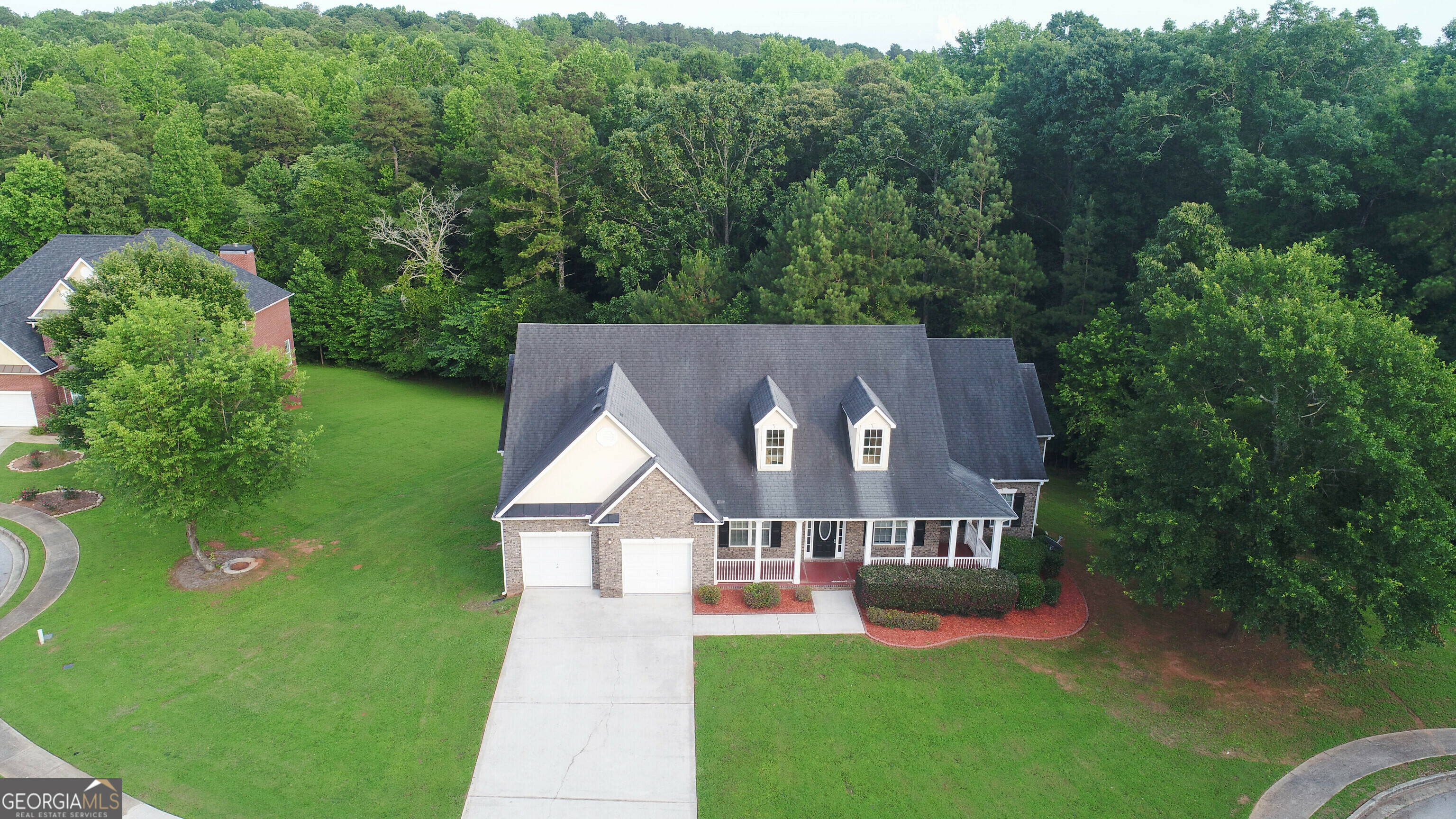 Property Photo: 185 Stewart Glen Drive GA 30014