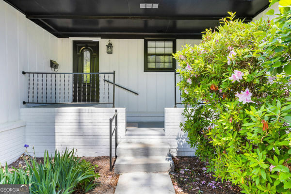 Property Photo: 888 Tucker Road GA 30087