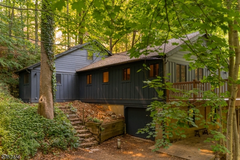 Property Photo: 122 Buffalo Hollow Rd NJ 08826