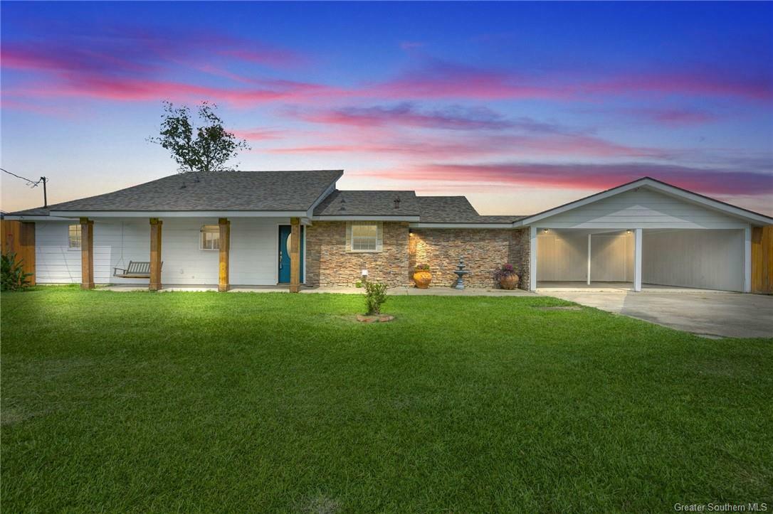 Property Photo: 236 Genna Road LA 70663