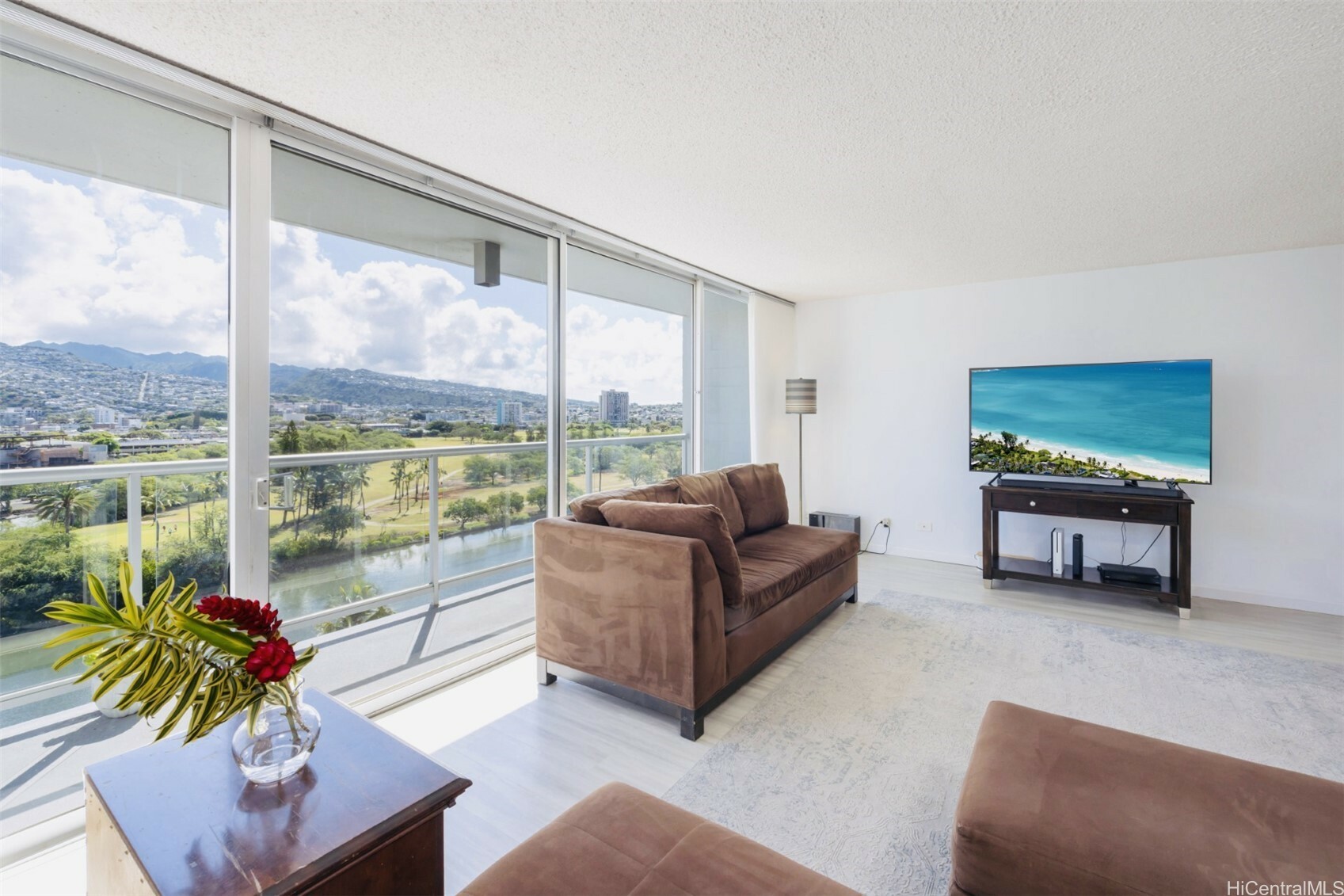 Property Photo: 2233 Ala Wai Boulevard 10C HI 96815