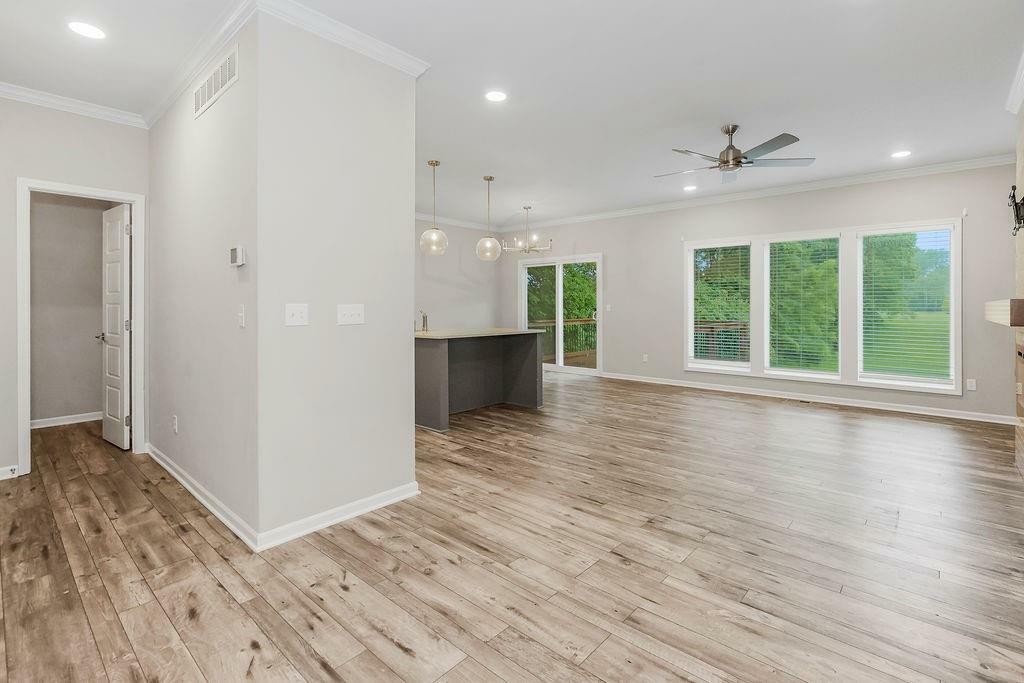 Property Photo: 7515 Locust Drive MO 64152