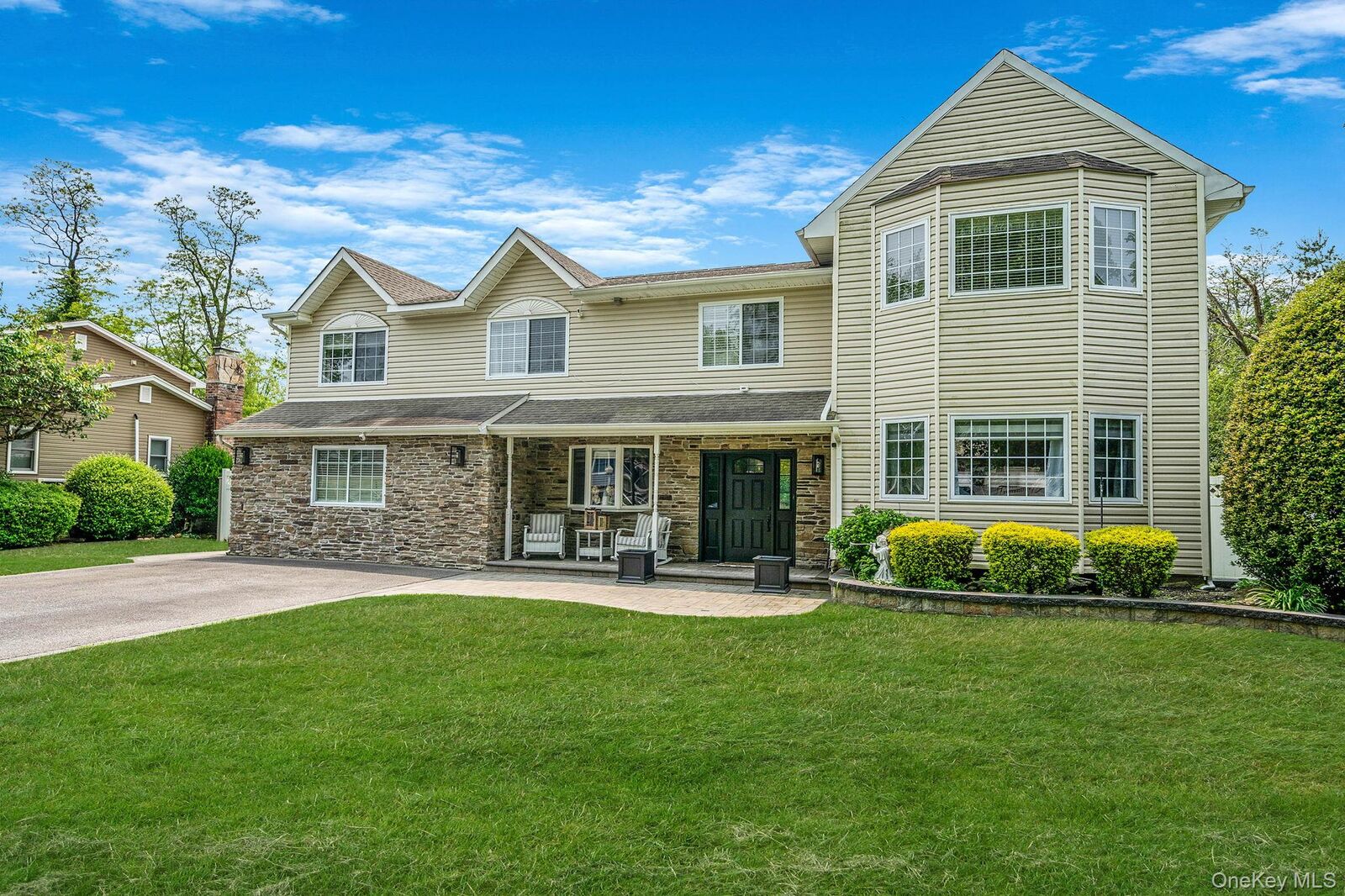 Property Photo: 33 Stonywood Drive NY 11725