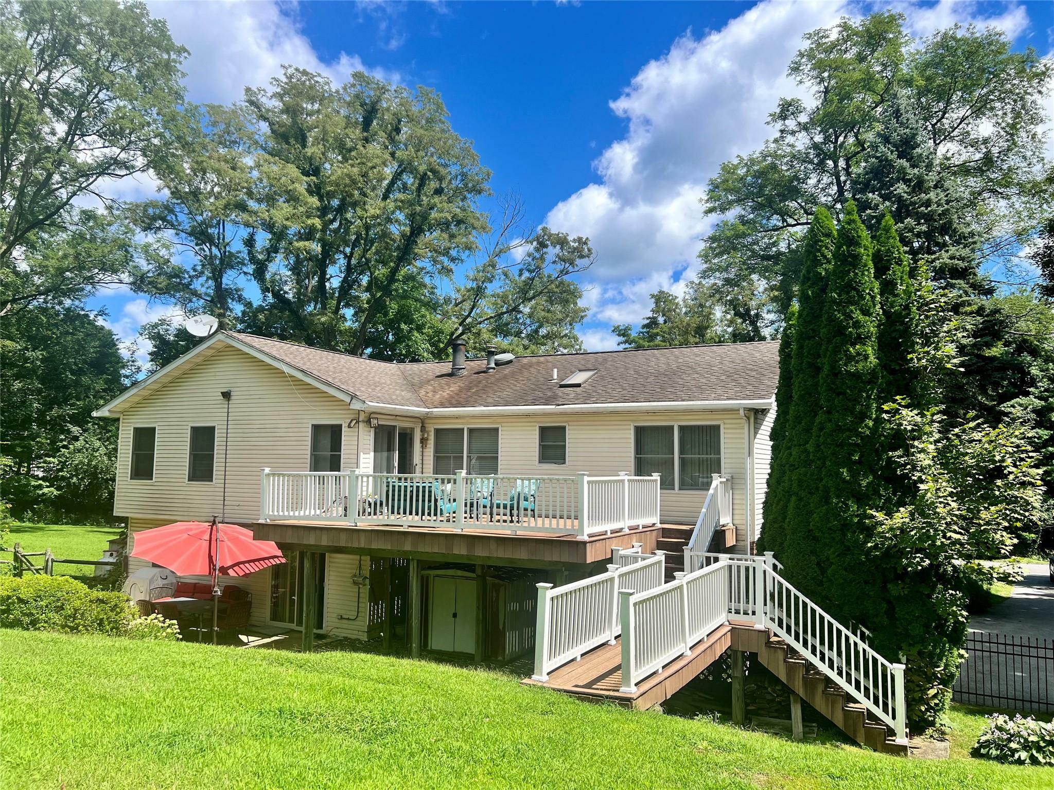 Property Photo: 4 Fassitt Drive NY 10541