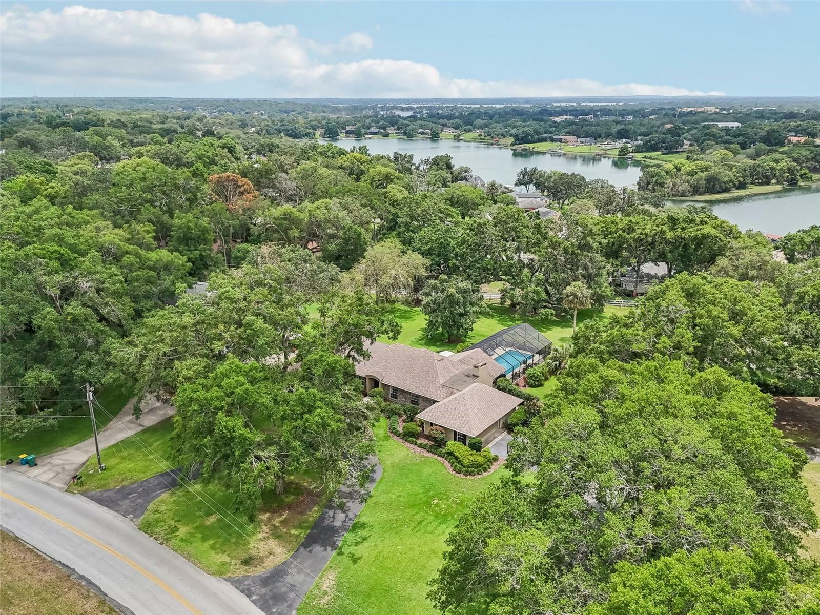 Property Photo: 1930 Country Club Road FL 32726