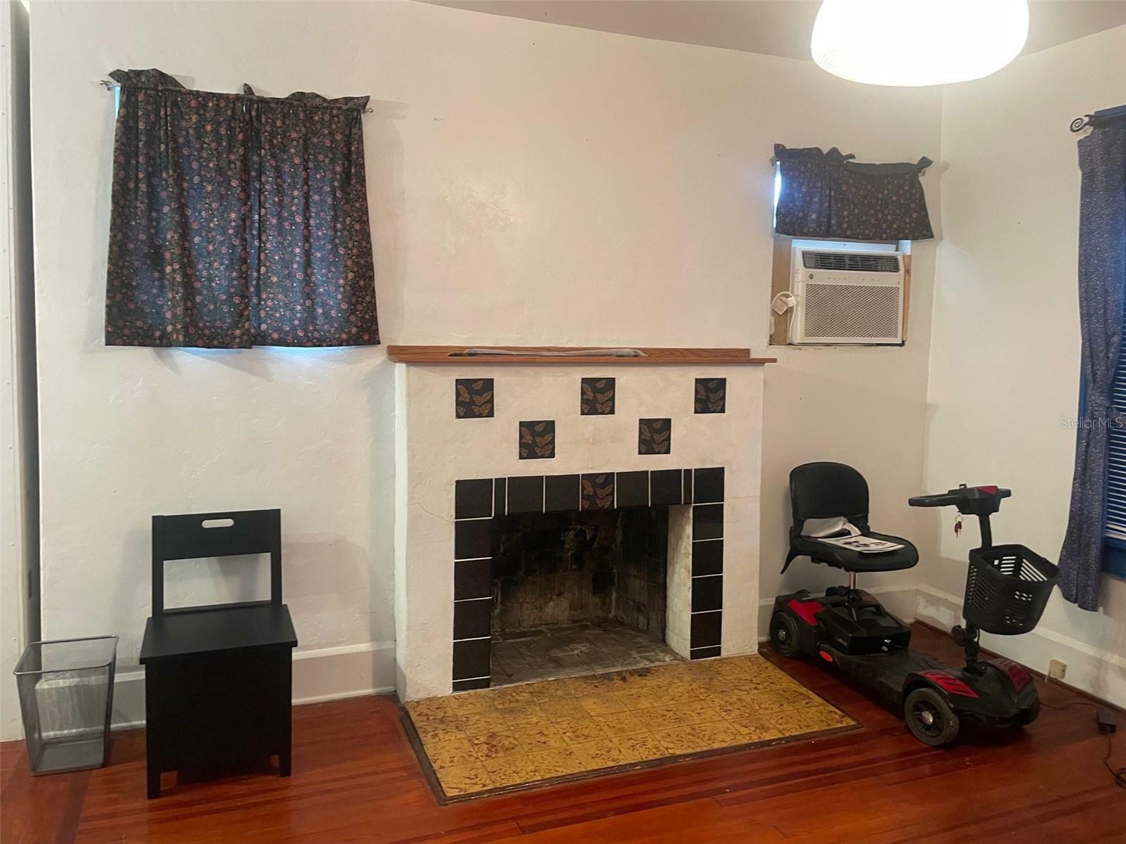 Property Photo:  4526 Burlington Avenue N  FL 33713 