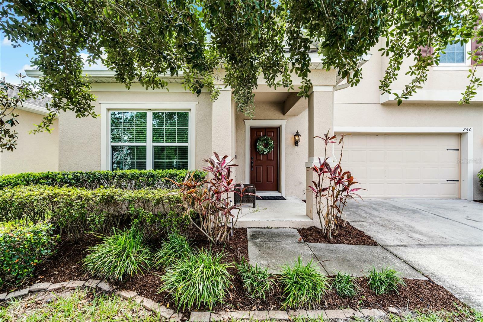 Property Photo:  750 Maple Leaf Loop  FL 32708 