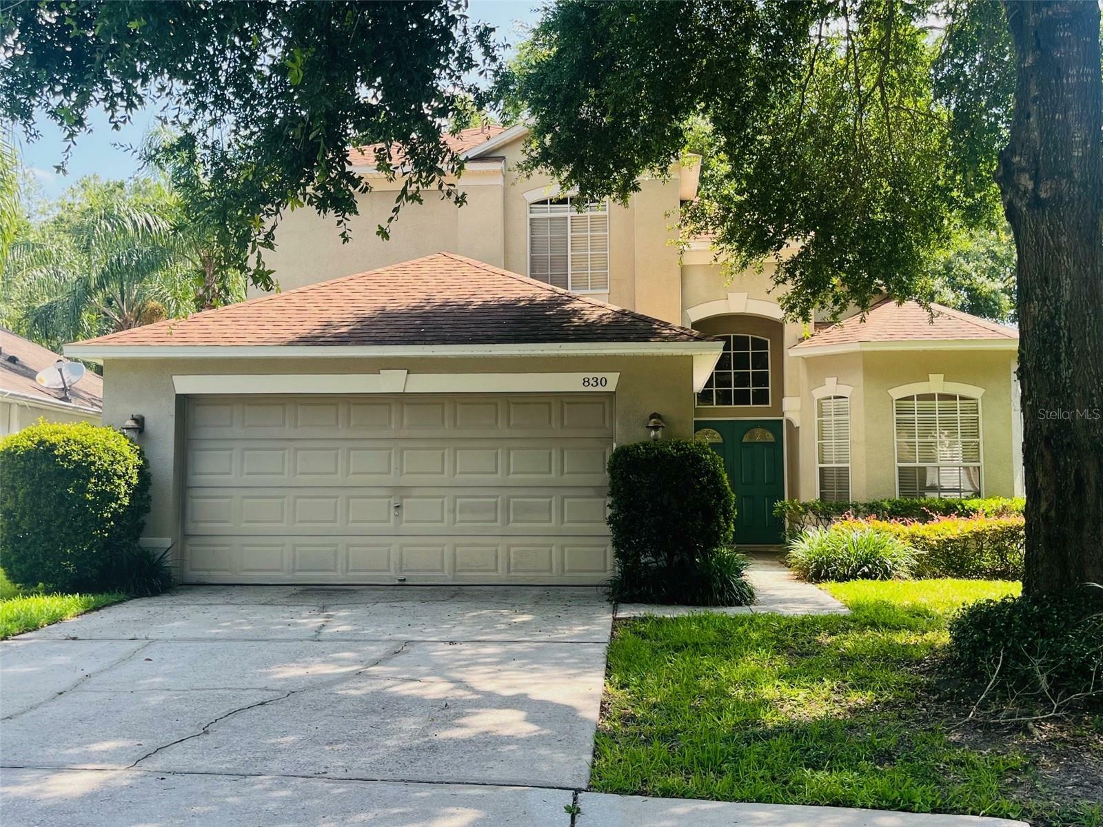 Property Photo: 830 Moonlit Lane FL 32707
