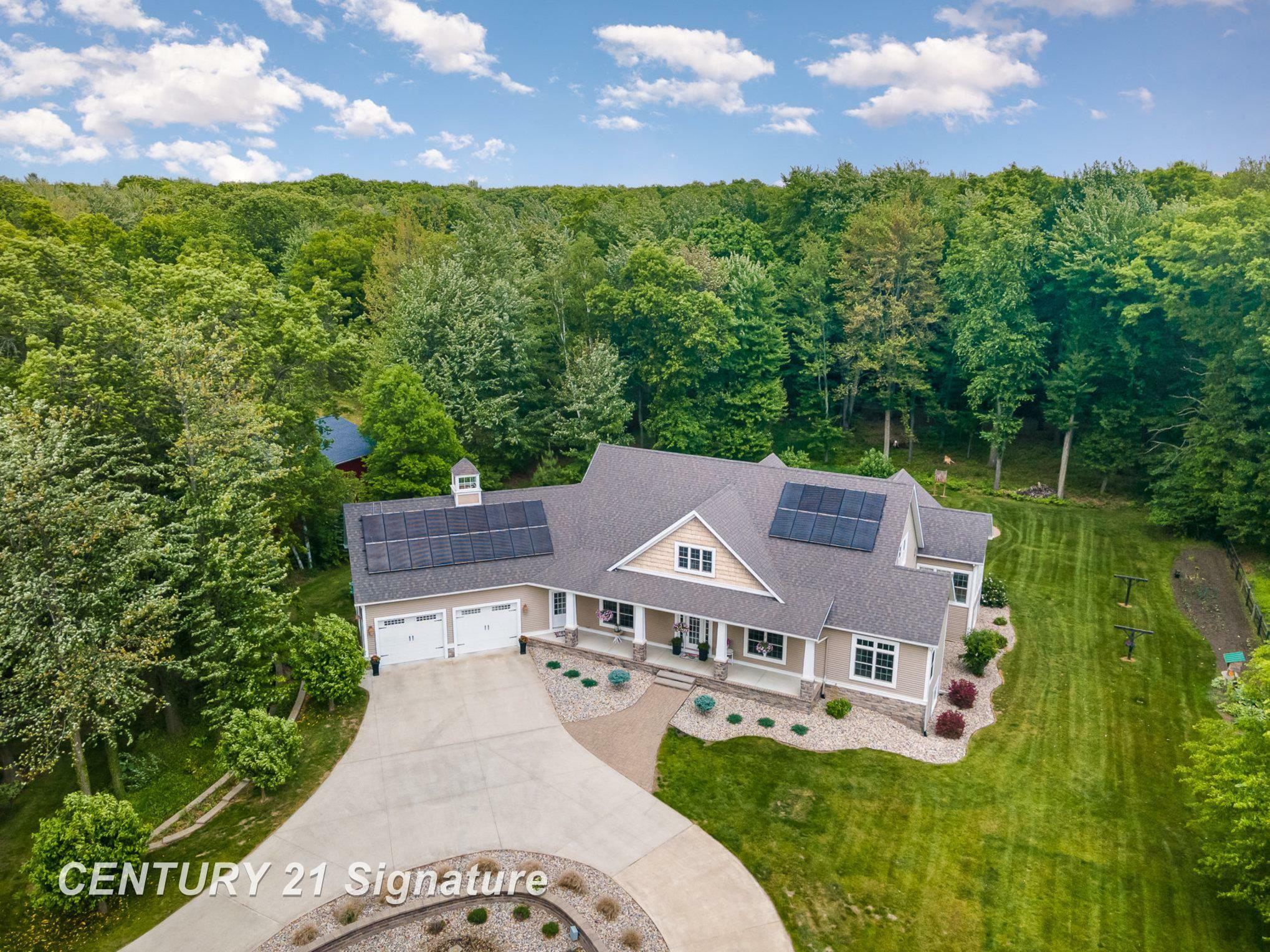 Property Photo: 1801 S Fordney Road MI 48626