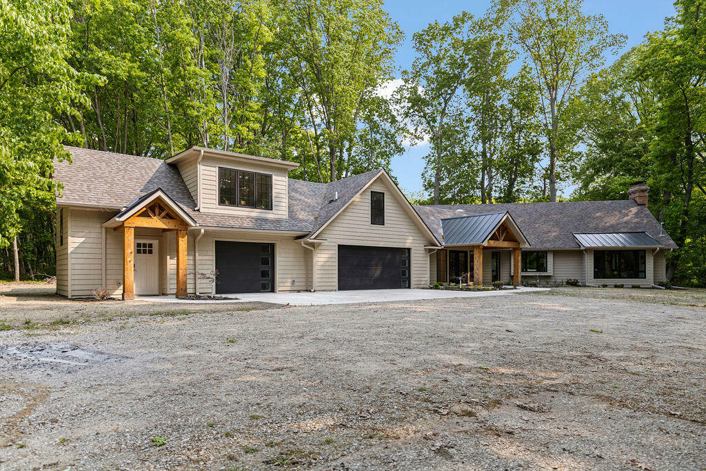Property Photo: 582 Campbell Road MI 49453