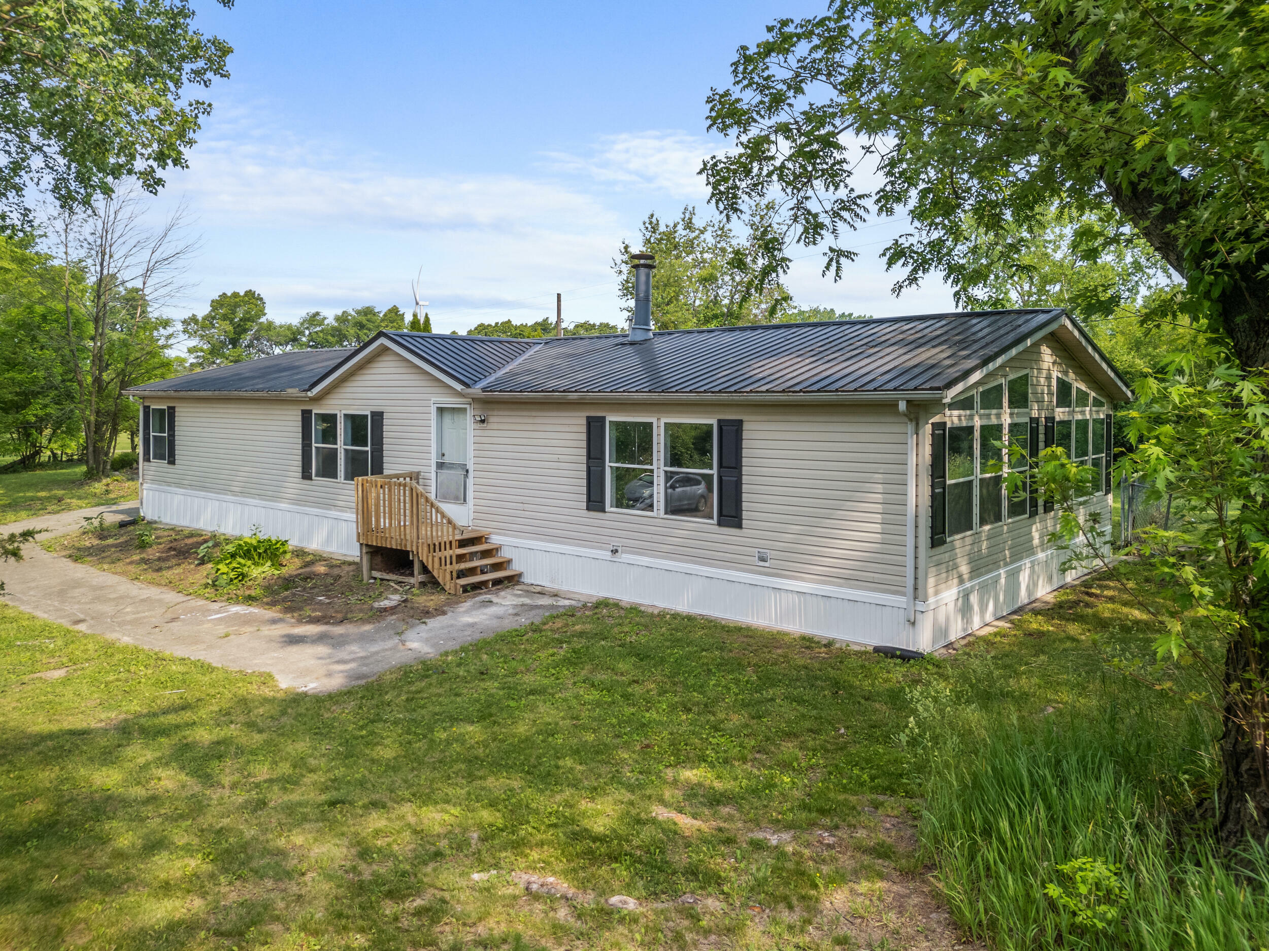 Property Photo: 8260 Moreland Road MI 49249