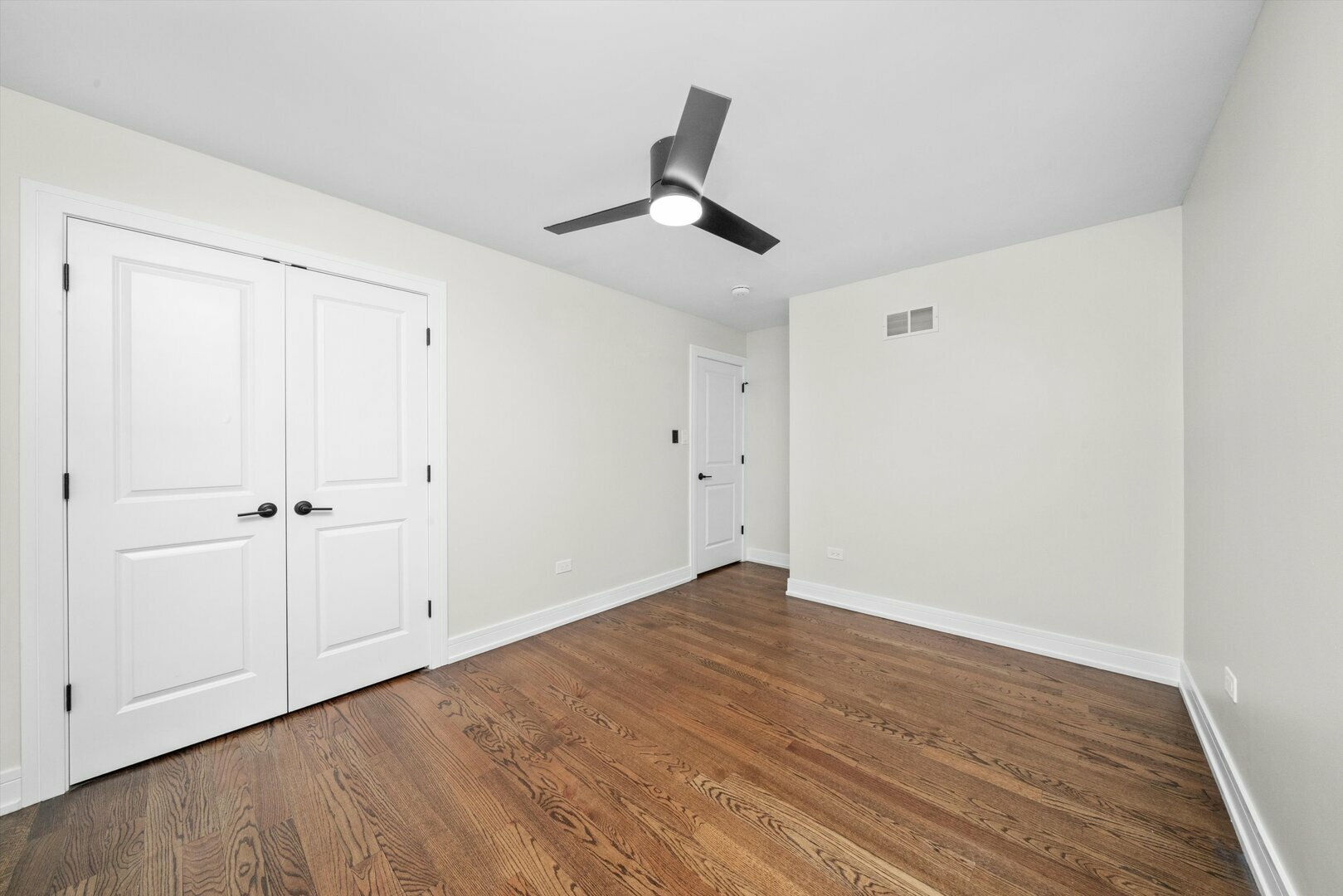 Property Photo: 8300 S 79th Court IL 60458