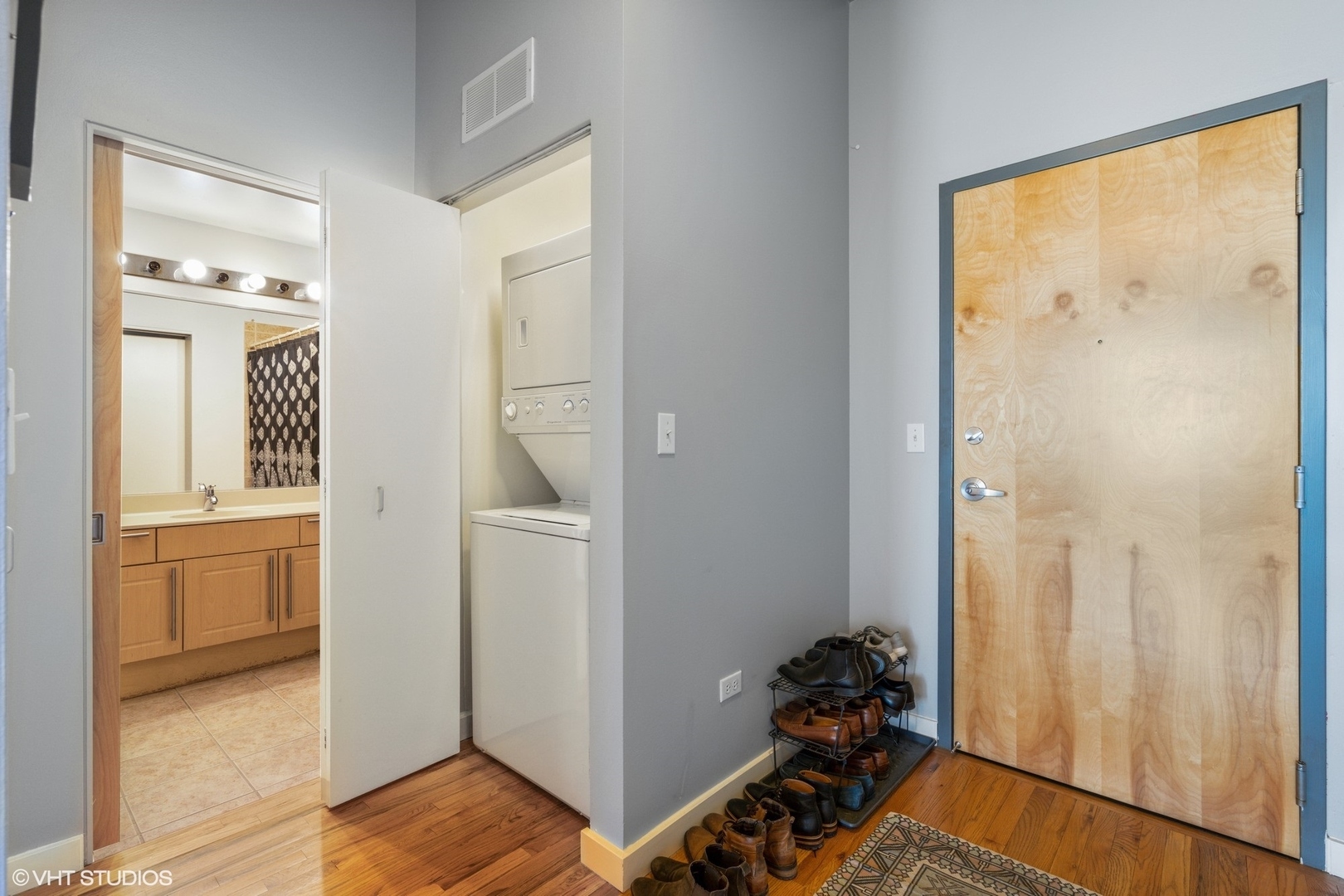 Property Photo:  1720 S Michigan Avenue 1613  IL 60616 