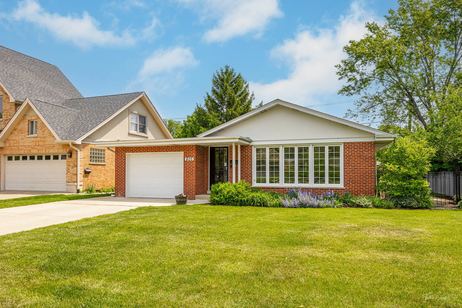 Property Photo: 805 N Delphia Avenue IL 60068