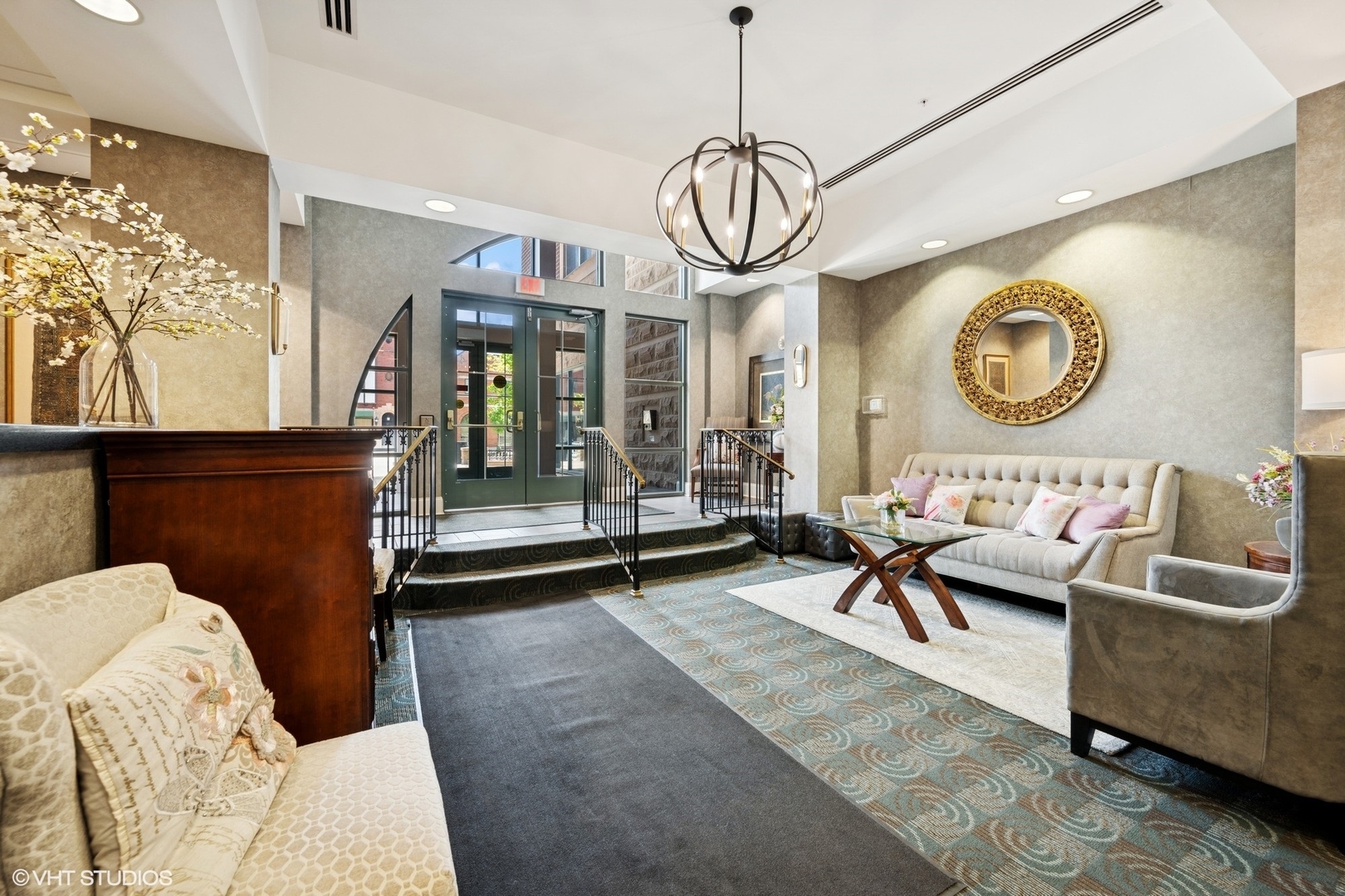 Property Photo: 44 N Vail Avenue 313 IL 60005