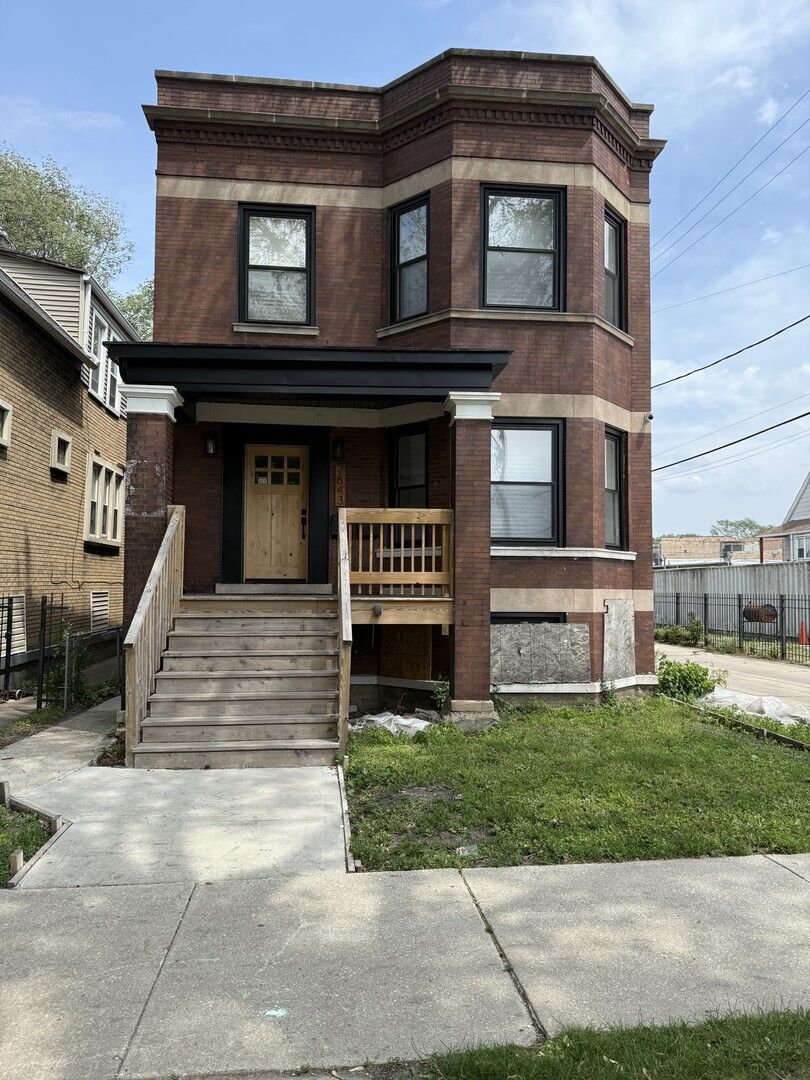 Property Photo:  7843 S Marquette Avenue  IL 60649 