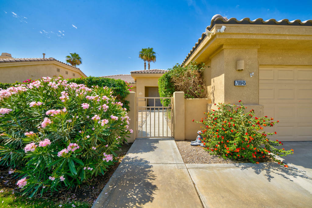 Property Photo: 78945 Via Florence CA 92253
