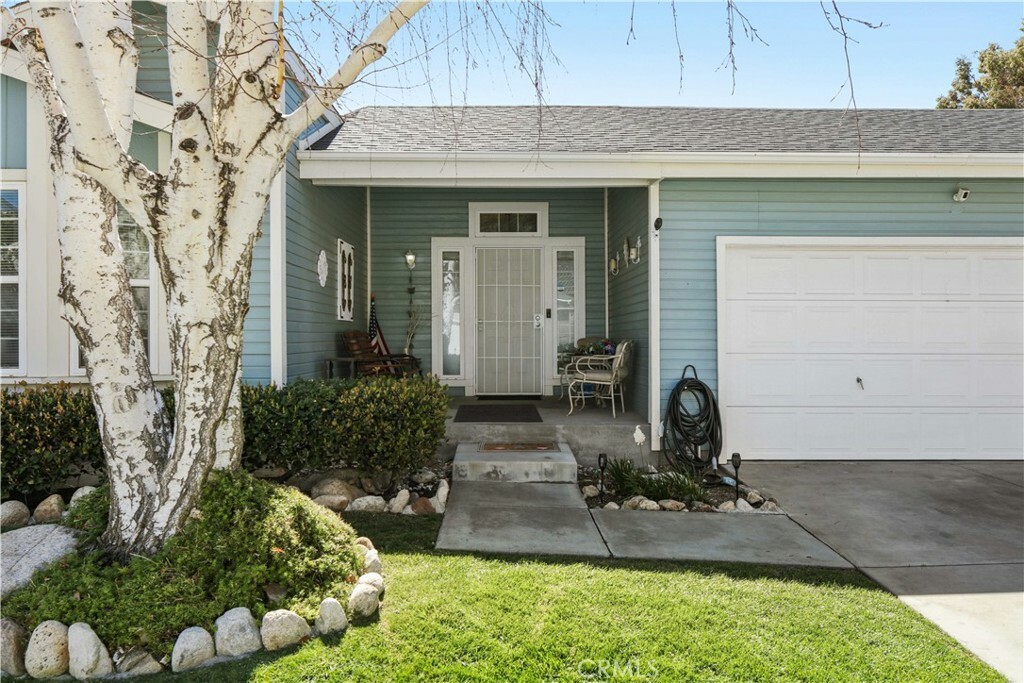 Property Photo: 20252 Shadow Island Drive CA 91351