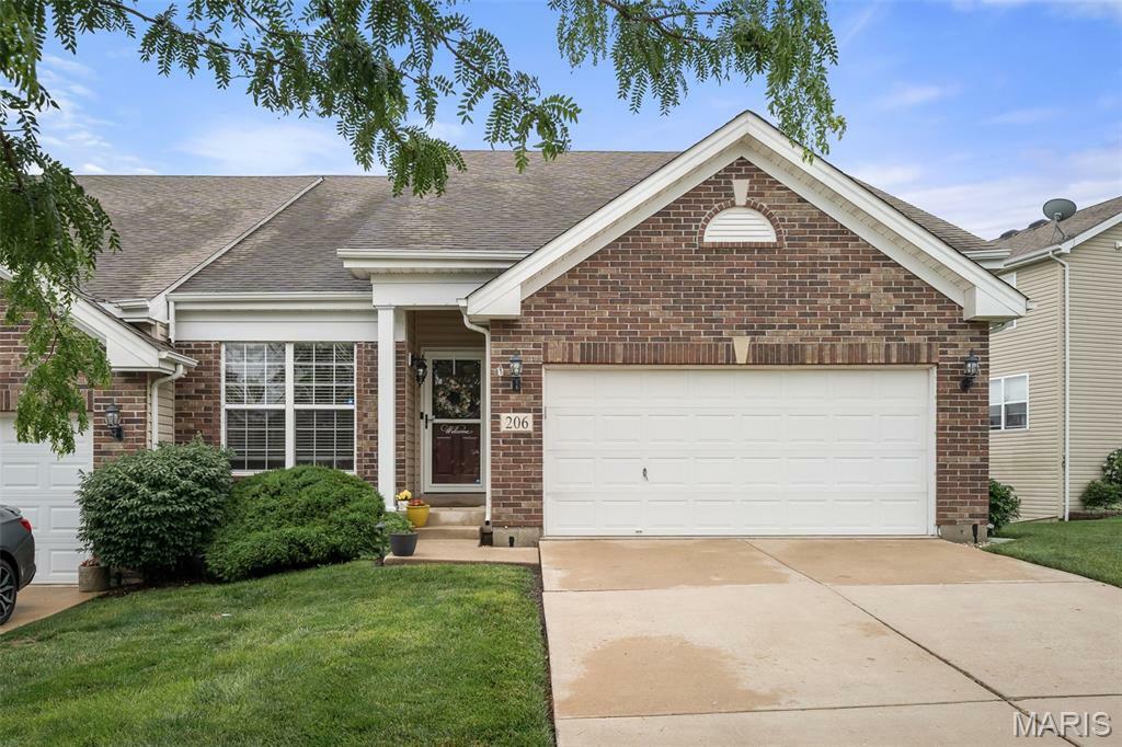 Property Photo: 206 Belmonte Circle MO 63368