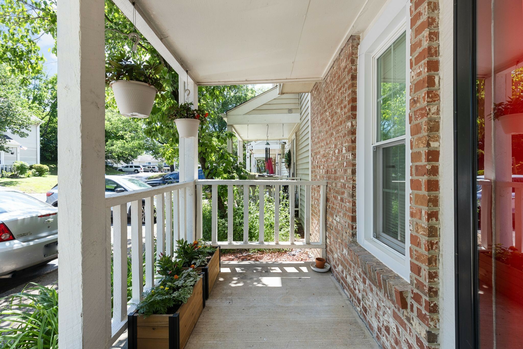 Property Photo: 693 Longhunter Ct TN 37217