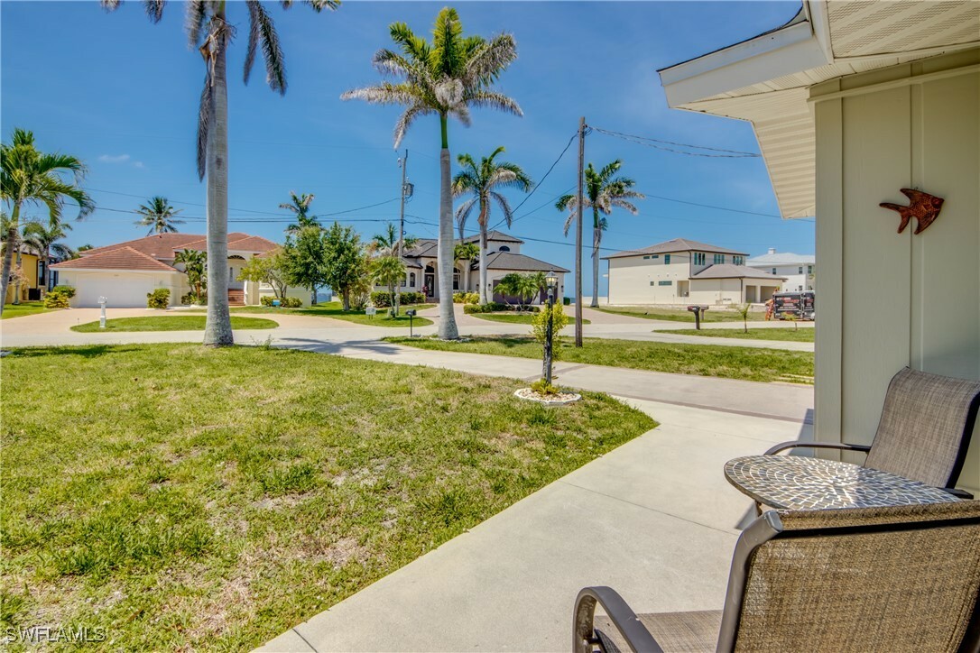Property Photo: 1031 Dolphin Drive FL 33904