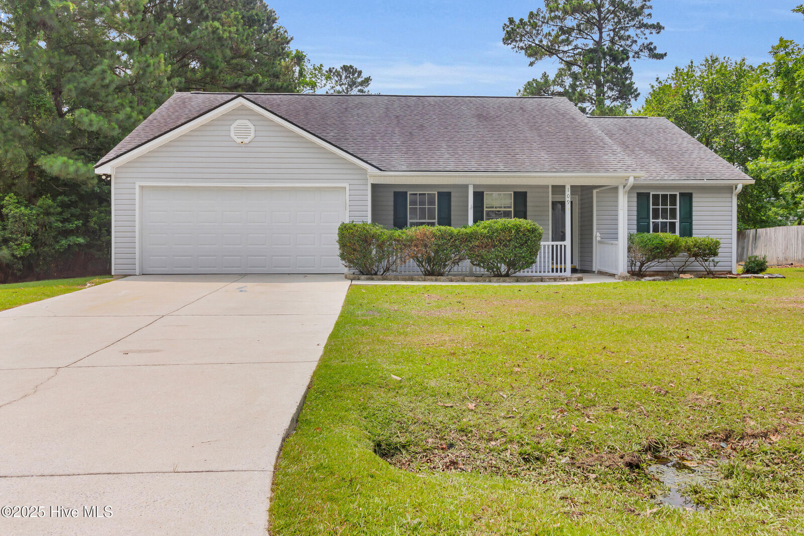 Property Photo:  109 Jacqueline Drive  NC 28532 