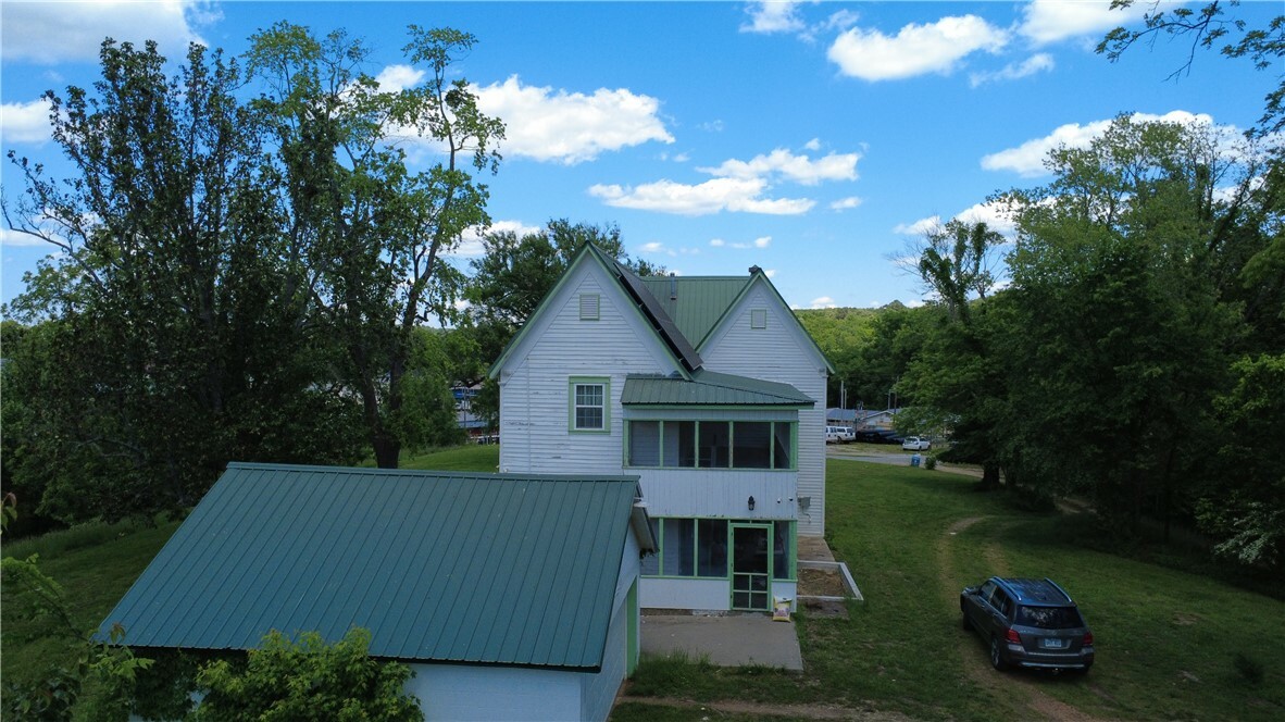 Property Photo:  306 College Street  AR 72740 