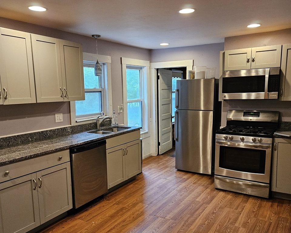 Property Photo: 187 High St MA 01862