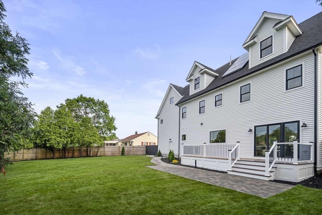 Property Photo:  9 Robert Ave  MA 01801 