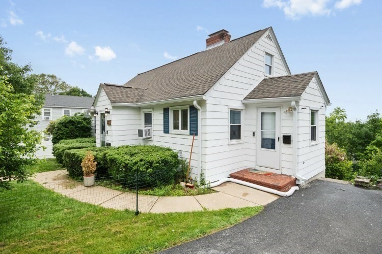 Property Photo: 35 Marsh Avenue MA 01605