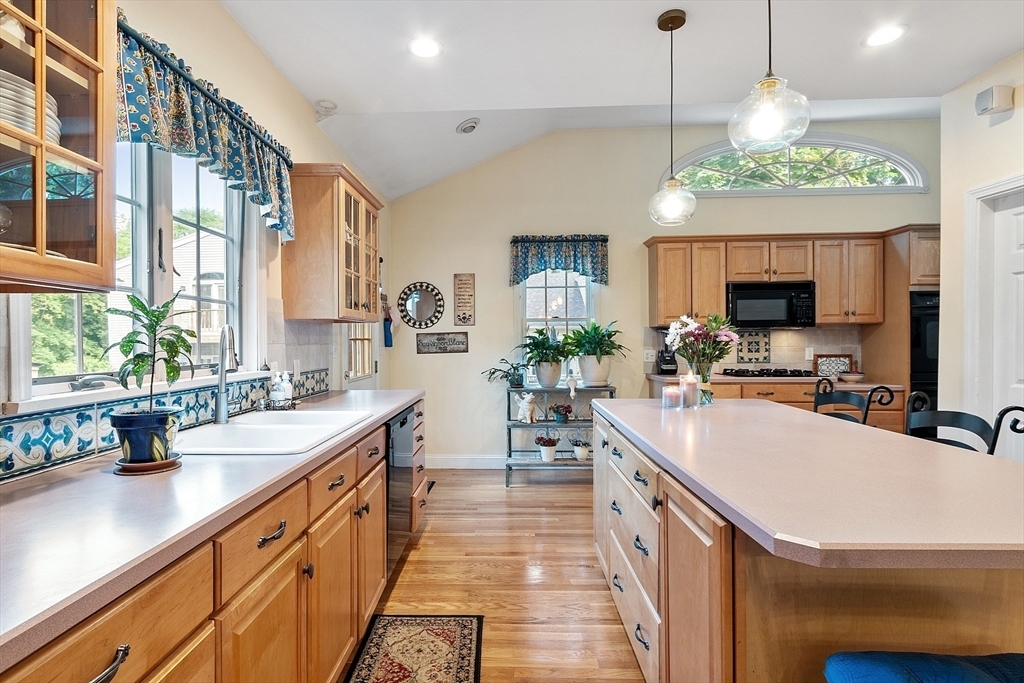 Property Photo: 4 Pleasant View St MA 01844