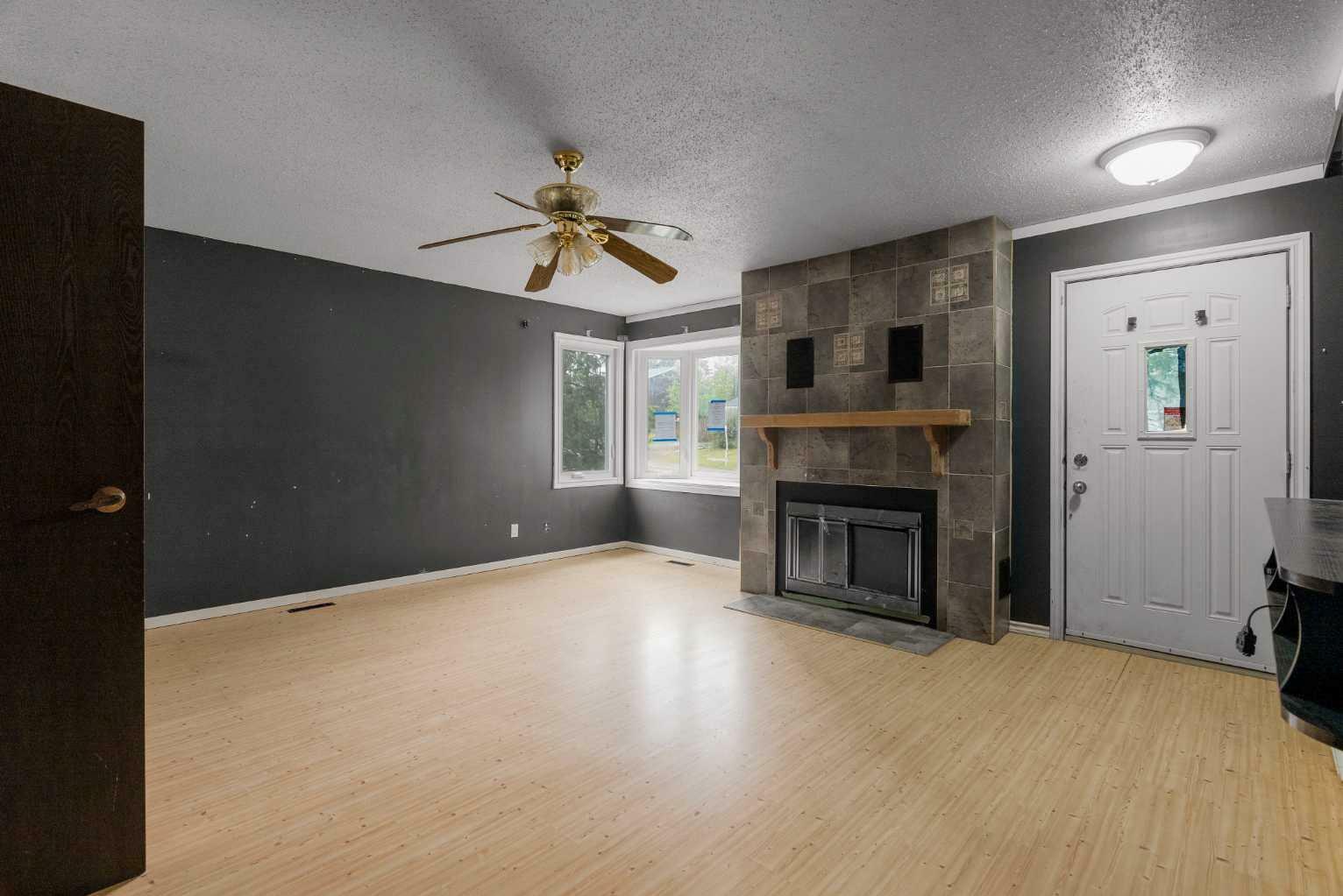 Property Photo:  105 Simpson Way  AB T9H 3B7 