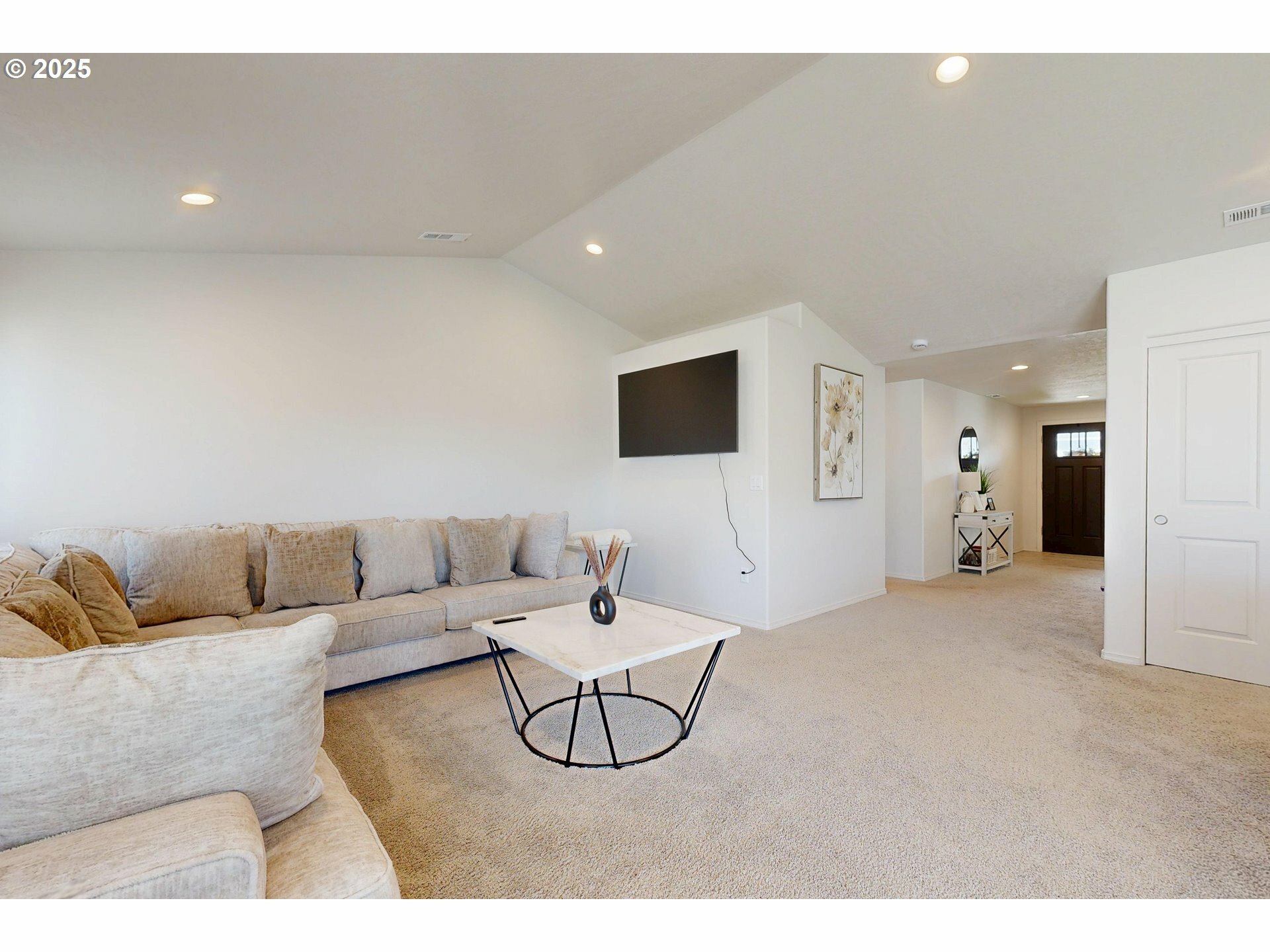 Property Photo: 7 Patty Cir OR 97862