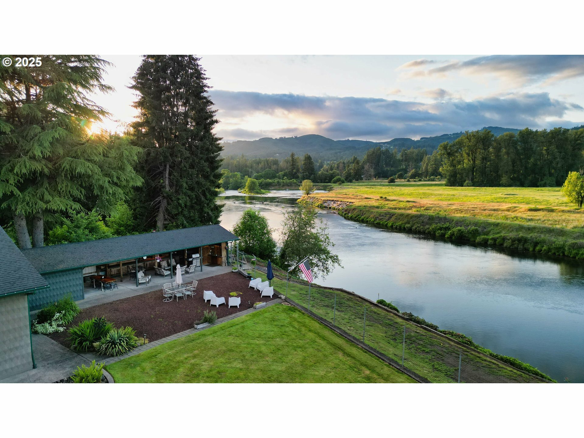 Property Photo: 42307 NW 24th Ave WA 98674