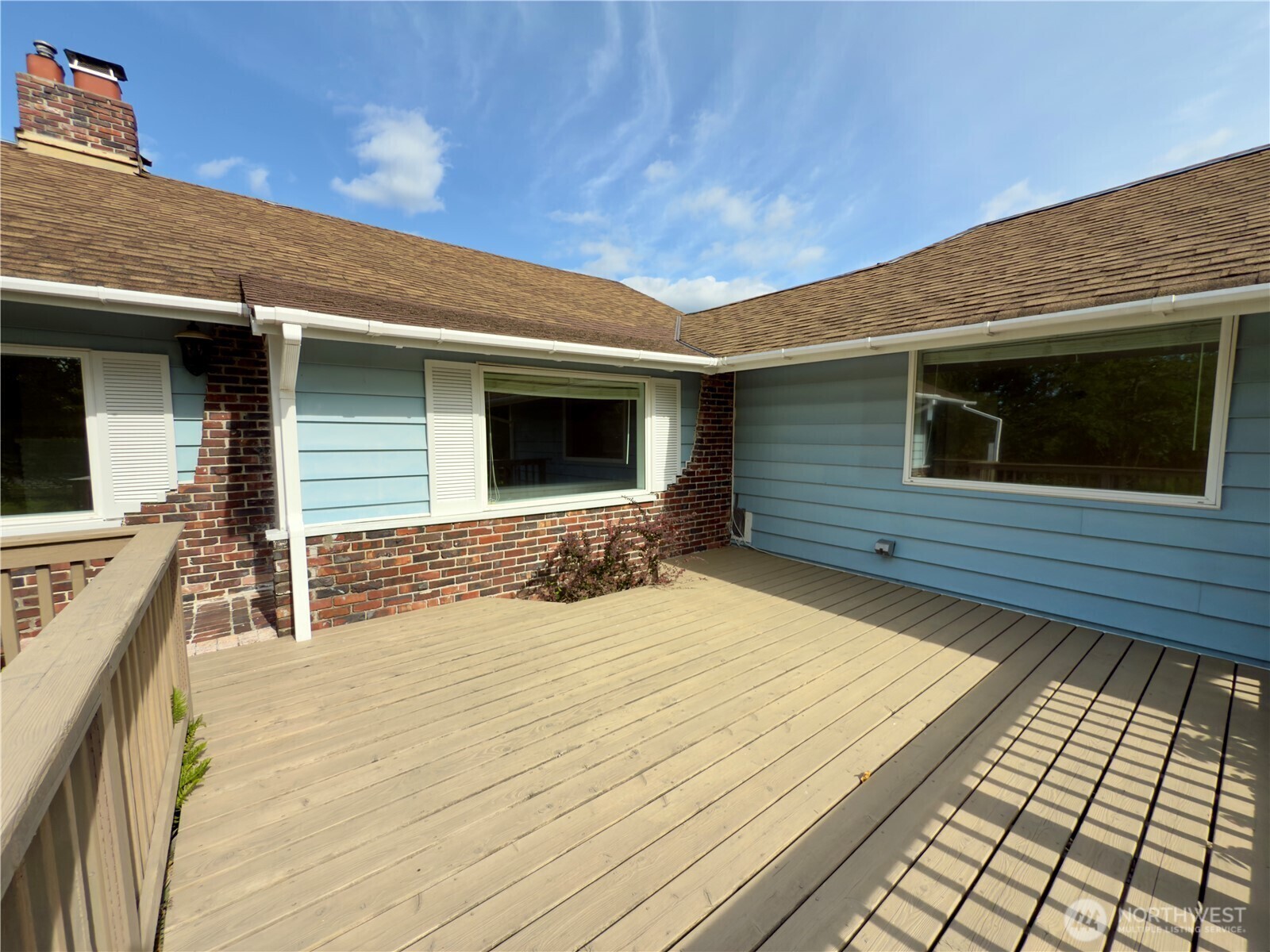 Property Photo: 16627 36th Avenue W WA 98037