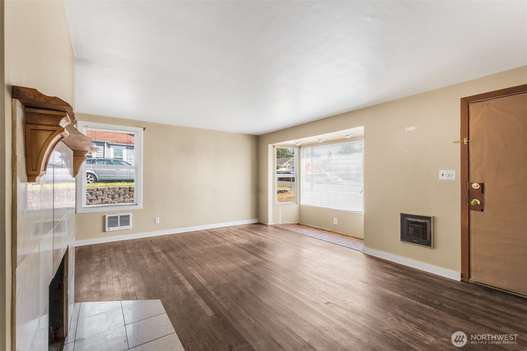 Property Photo: 662 SW 137th Street WA 98166