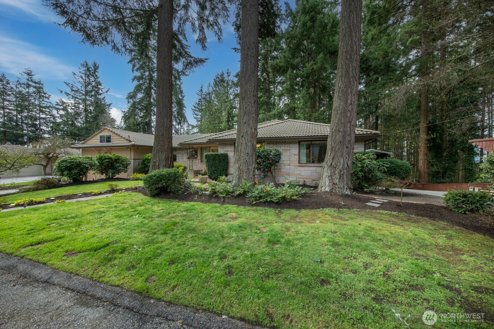 Property Photo: 13237 8th Avenue NW WA 98177