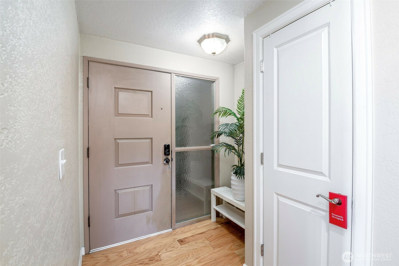 Property Photo: 813 S 227th Place 5 WA 98198