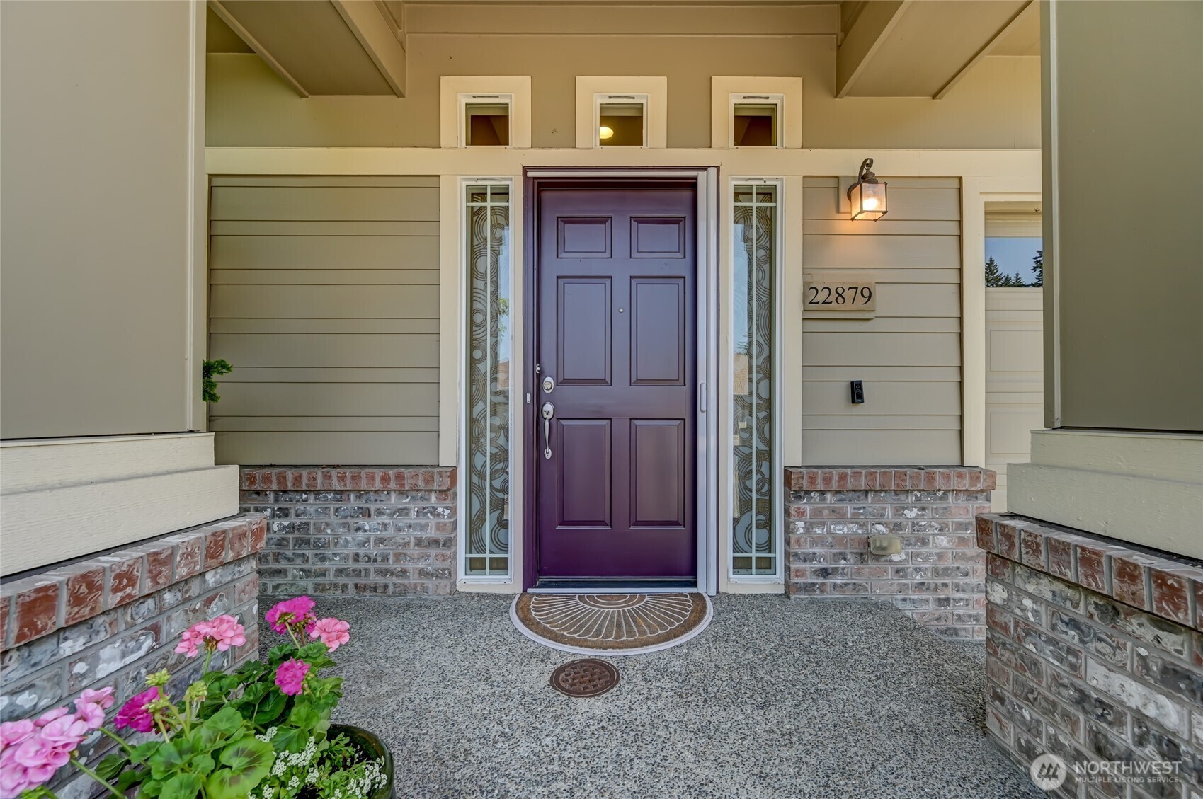 Property Photo: 22879 NE 127th Way WA 98053