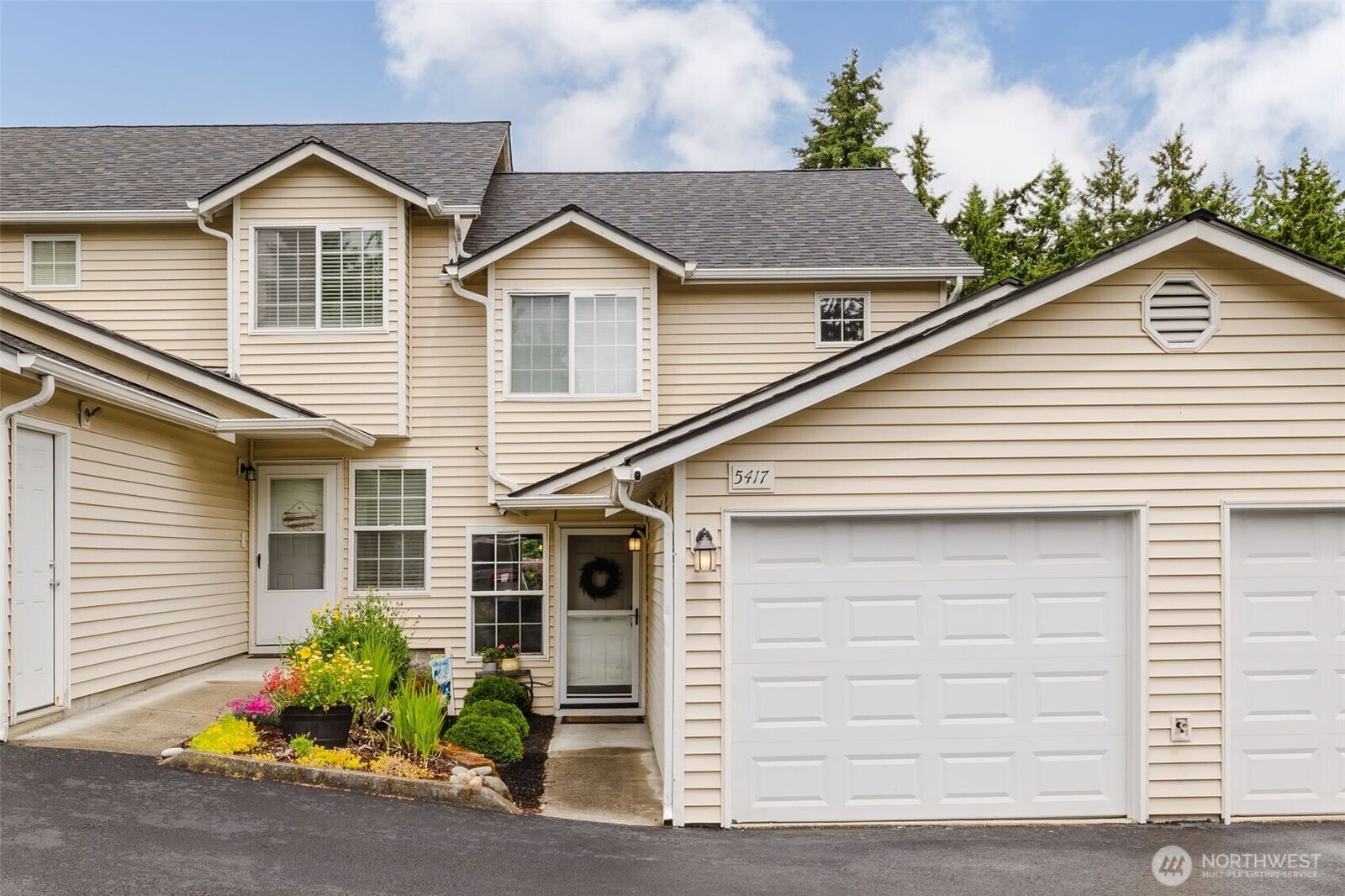 Property Photo:  5417  99th Street Ct E  WA 98373 
