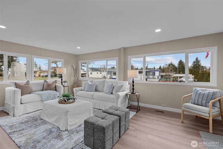 Property Photo: 18501 52nd Avenue W 83 WA 98037
