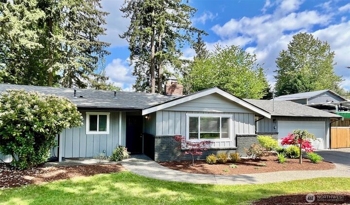 Property Photo: 12219 Bingham Avenue E WA 98446