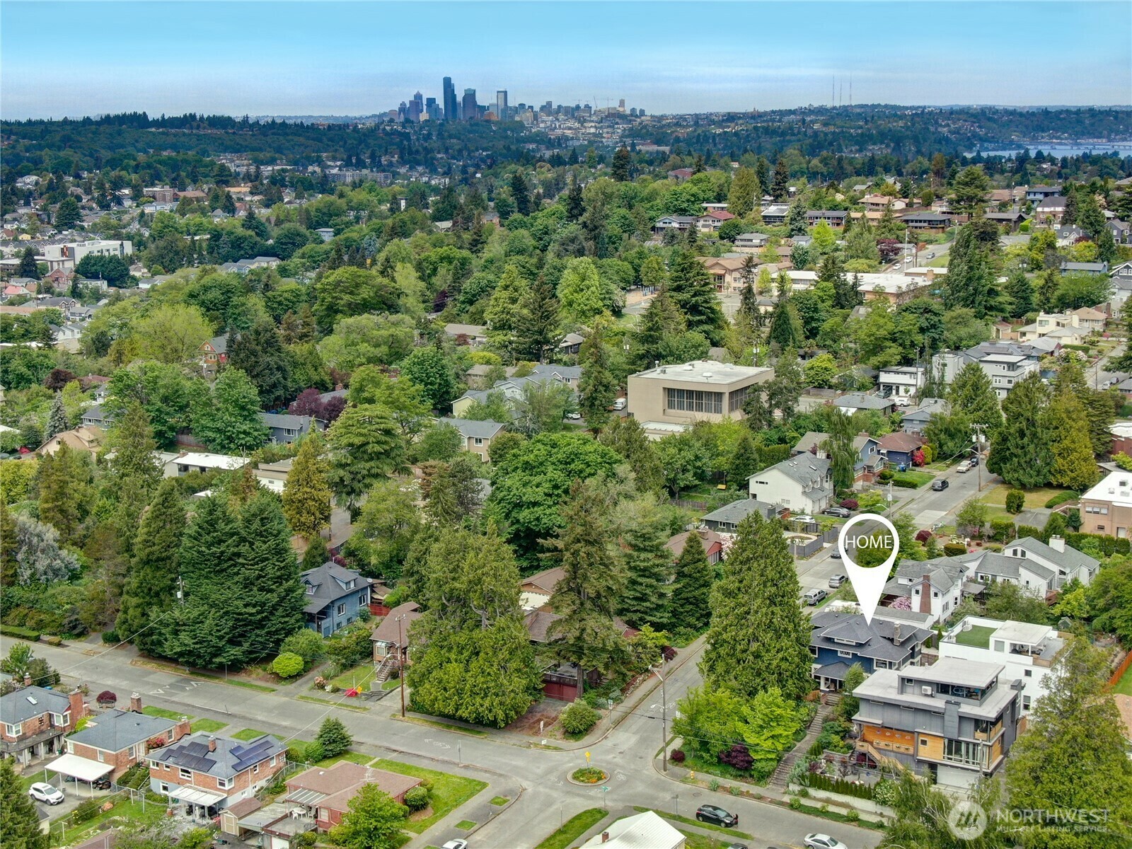Property Photo: 5202 S Holly Street WA 98118